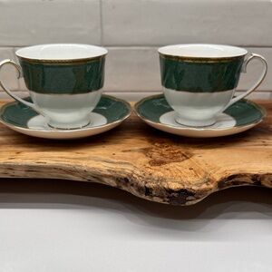 Wedgwood Green and Gold Teacup and Saucer Set
